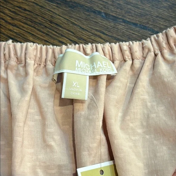 Michael Kors Peach Blouse - Picture 2 of 7